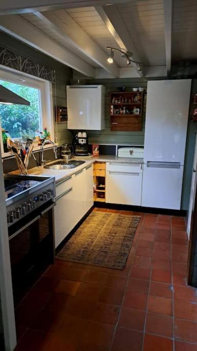 Comfortable Chalet In A Unique Location In Forest 에선 외부 사진