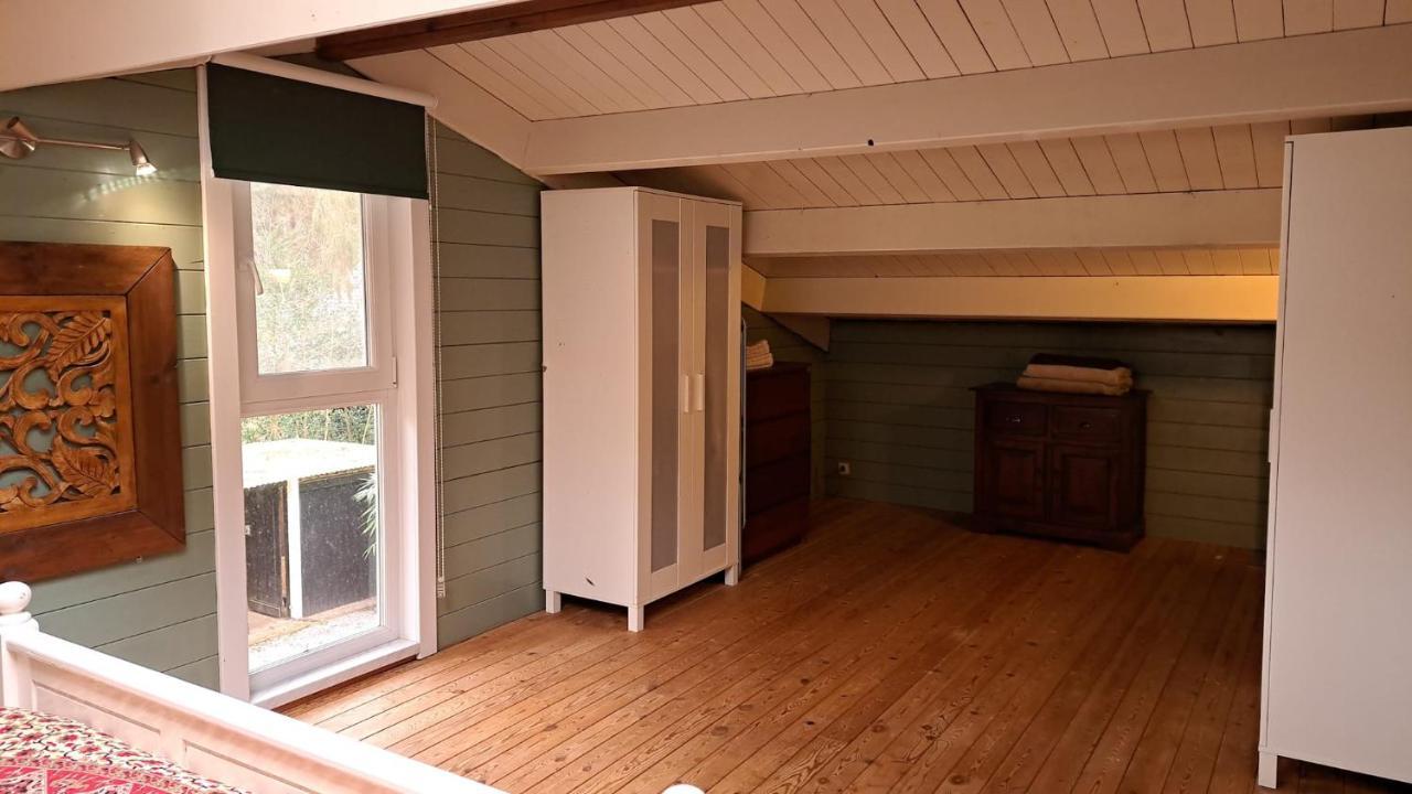 Comfortable Chalet In A Unique Location In Forest 에선 외부 사진